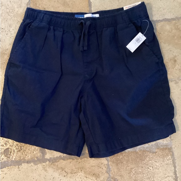 Old Navy Other - Old Navy Dark Blue Flat Front Shorts-jogger 8” inseam-SZ M
@2